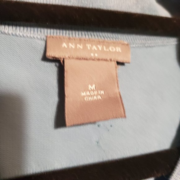 Ann Taylor Sweater and Skirt Set - Picture 10 of 15